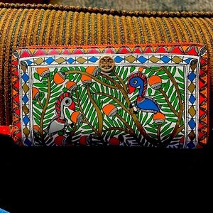 Tory Burch zip wallet